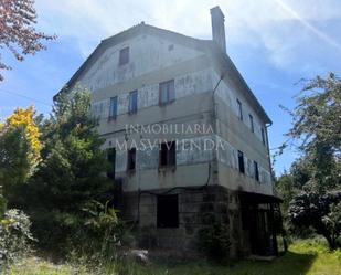 Vista exterior de Casa o xalet en venda en Mondariz amb Jardí privat i Terrassa
