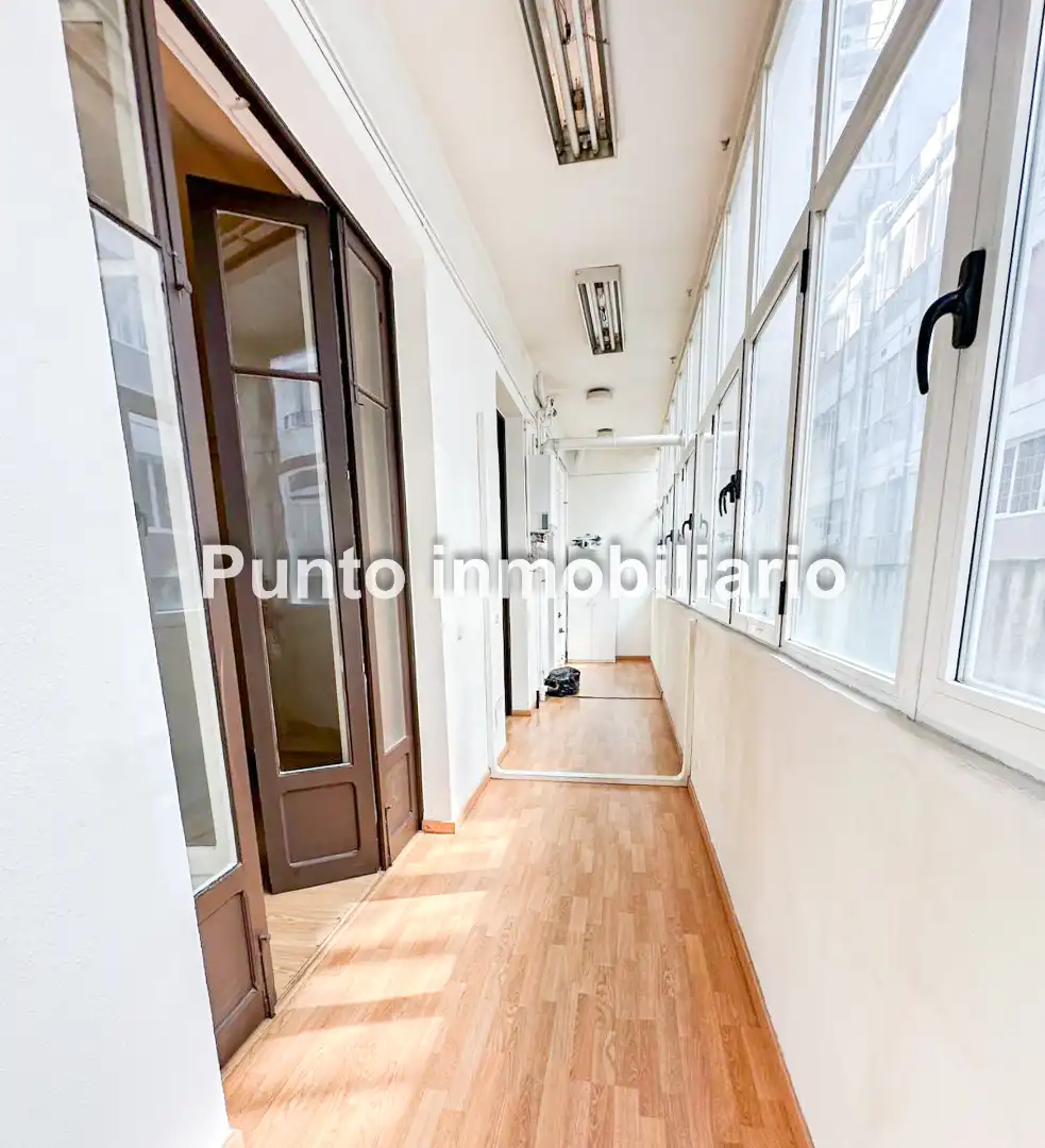 Office space with lift to rent in Calle Miguel Íscar 5, imagen 5