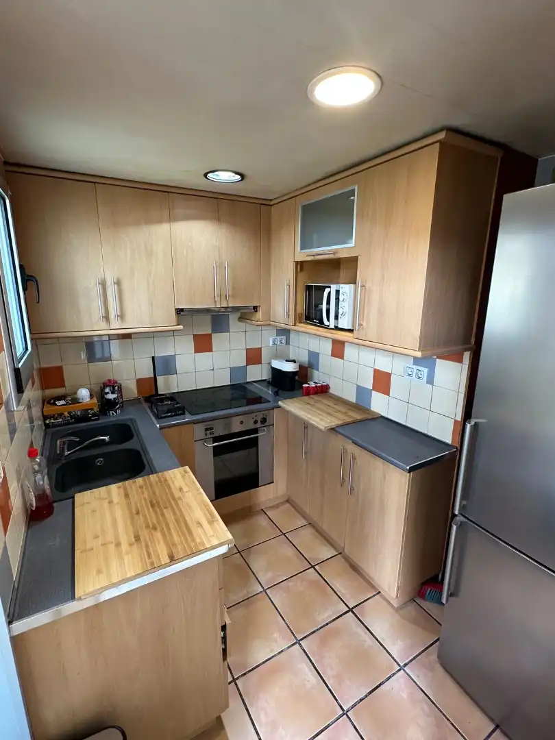 Cocina de Piso en venta en Girona con Terraza, Amueblado y Horno