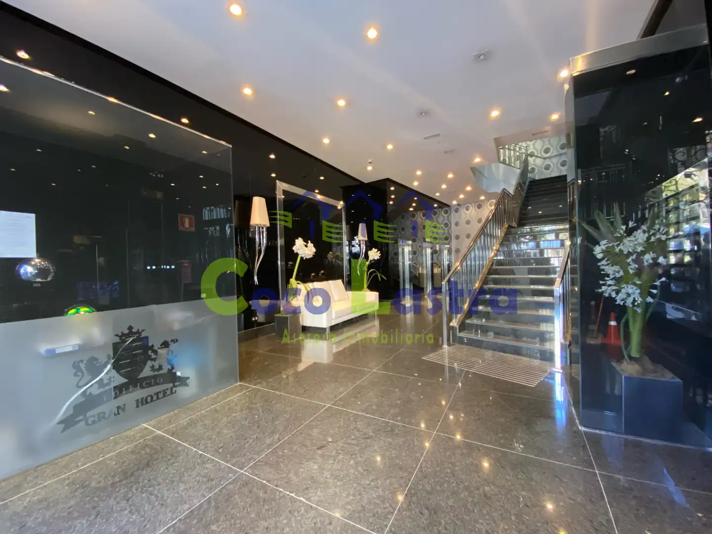 Apartament amb jardí de lloguer a Plaza del Poeta Iglesias 6, imagen 5
