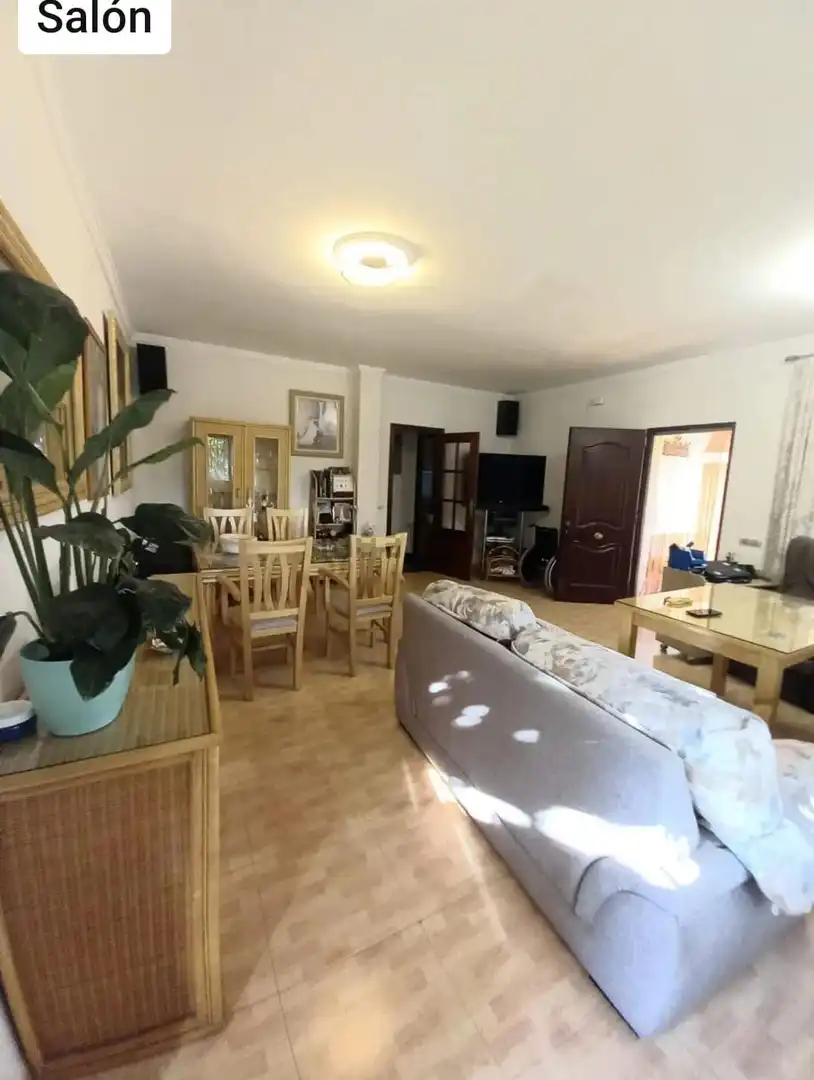 Sala de estar de Casa o chalet en venta en Córdoba con Aire acondicionado y Trastero