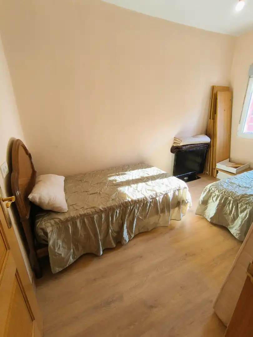 Bedroom of Flat for sale in Venta de Baños  with Heating, Terrace and Furnished