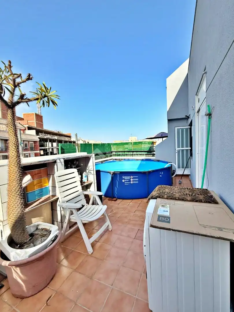Piscina de Piso en venta en El Ejido