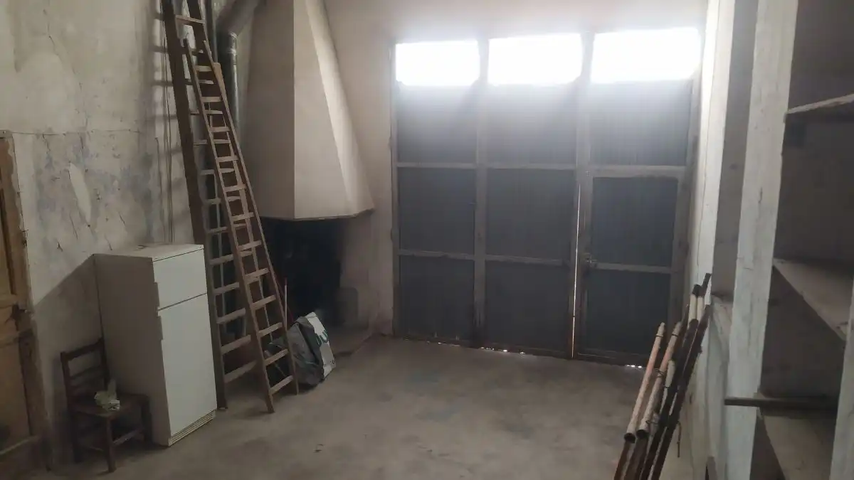 Houses for sale in Mahora  with Terrace and Storage room