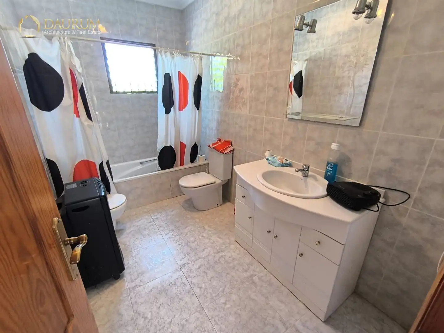 Baño de Casa o chalet en venta en Elche / Elx con Terraza, Trastero y Amueblado