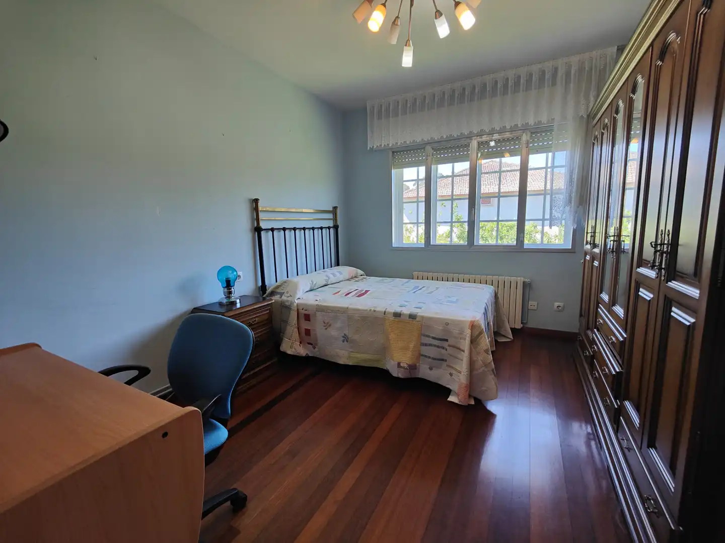 Habitación de Casa o chalet en venta en Rianxo con Calefacción, Jardín privado y Parquet
