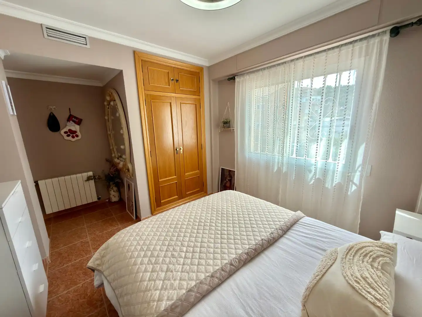 Bedroom of Houses for sale in Torrent  with Air Conditioner, Heating and Private garden