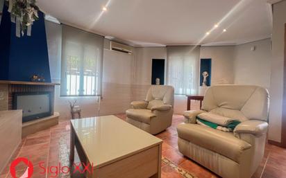 Living room of House or chalet for sale in Castellón de la Plana / Castelló de la Plana  with Air Conditioner, Heating and Terrace