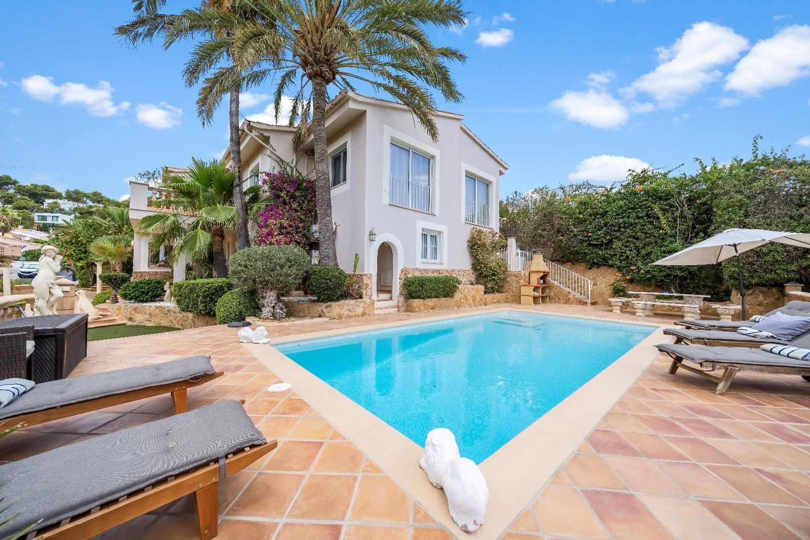 Swimming pool of House or chalet for sale in Calvià  with Air Conditioner, Heating and Private garden