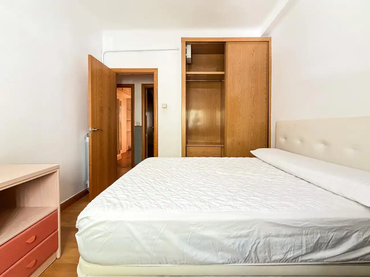 Bedroom of Flat for sale in Madrid  with Air Conditioner, Heating and Terrace