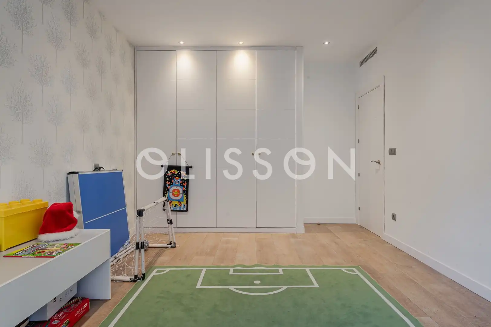 Flat for sale in Madrid  with Air Conditioner, Heating and Terrace