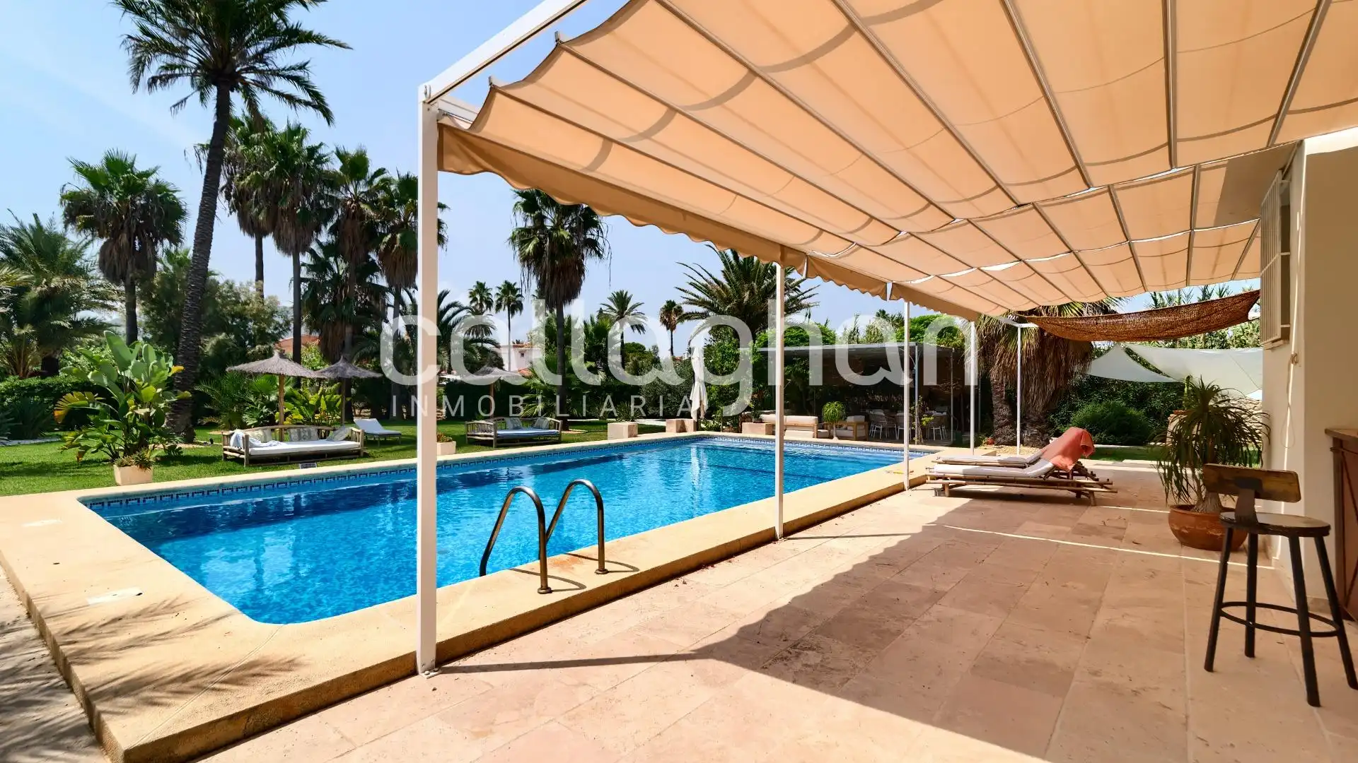 Piscina de Casa o xalet de lloguer en Dénia amb Aire condicionat, Calefacció i Jardí privat