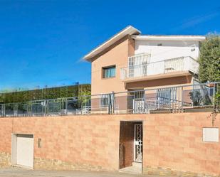 Exterior view of House or chalet for sale in Badalona  with Heating, Private garden and Terrace
