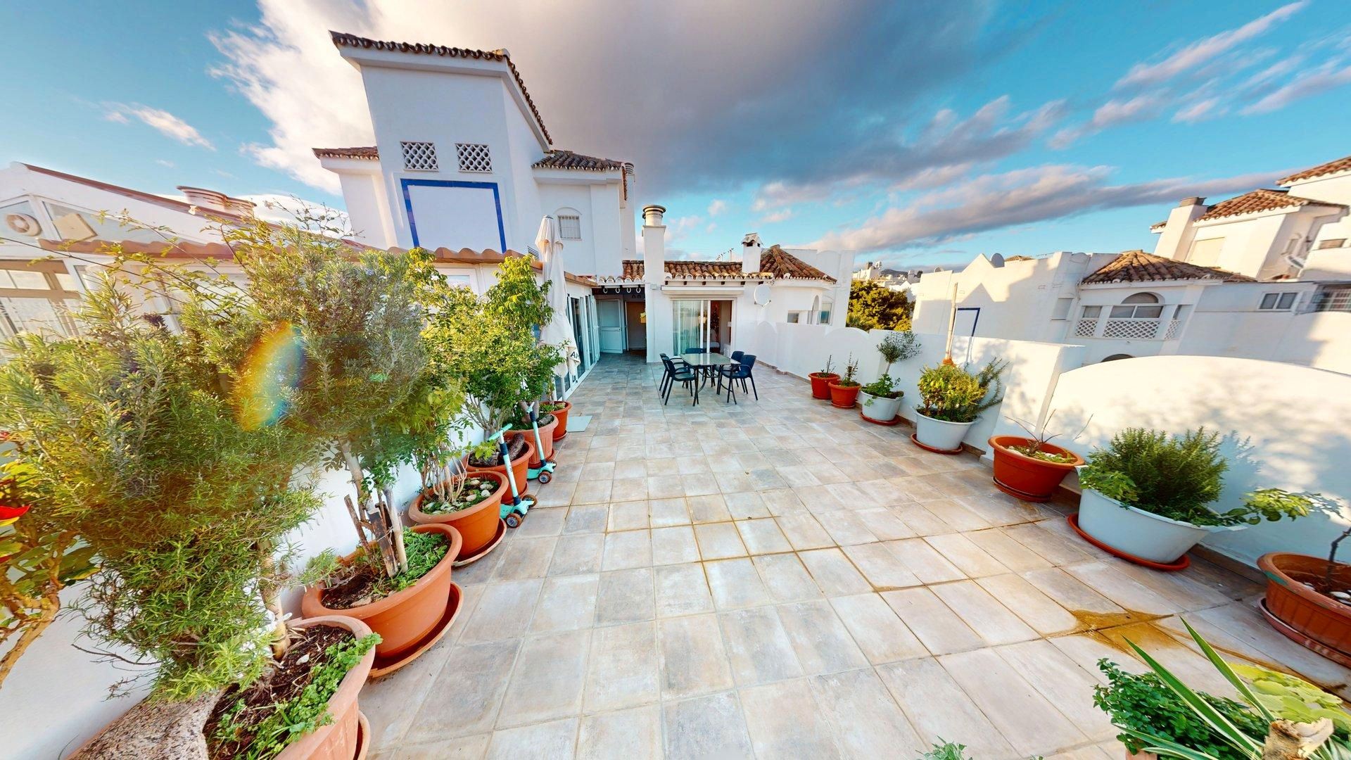 Exterior view of Attic for sale in Benalmádena  with Air Conditioner, Heating and Private garden