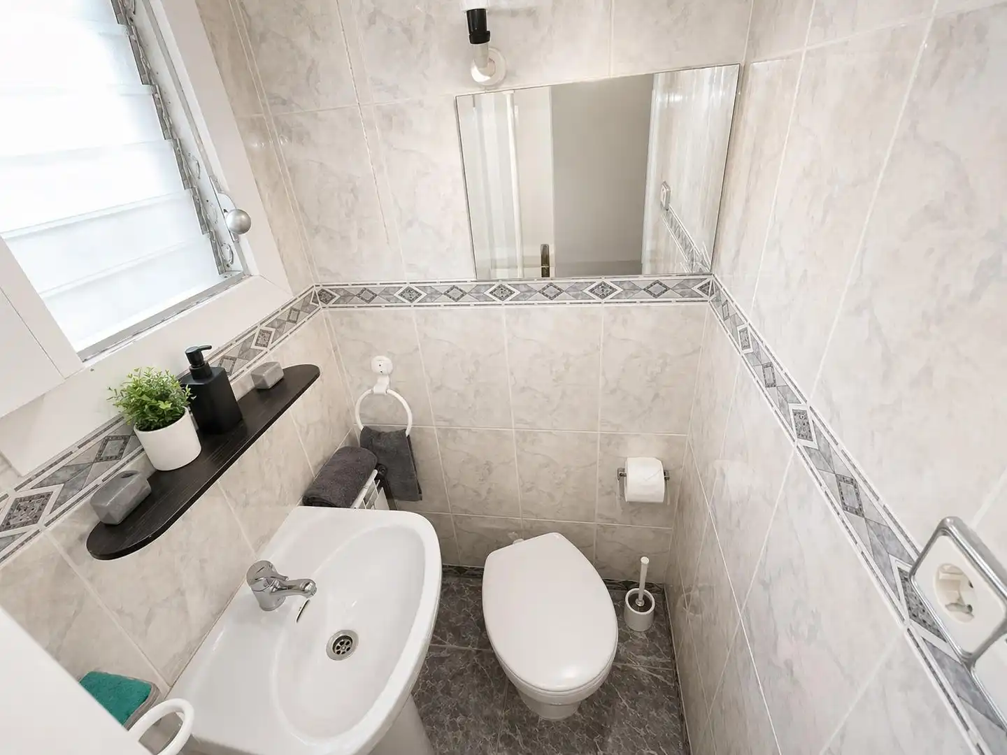 Badezimmer von Country house zum Verkauf in Gelsa mit Heizung