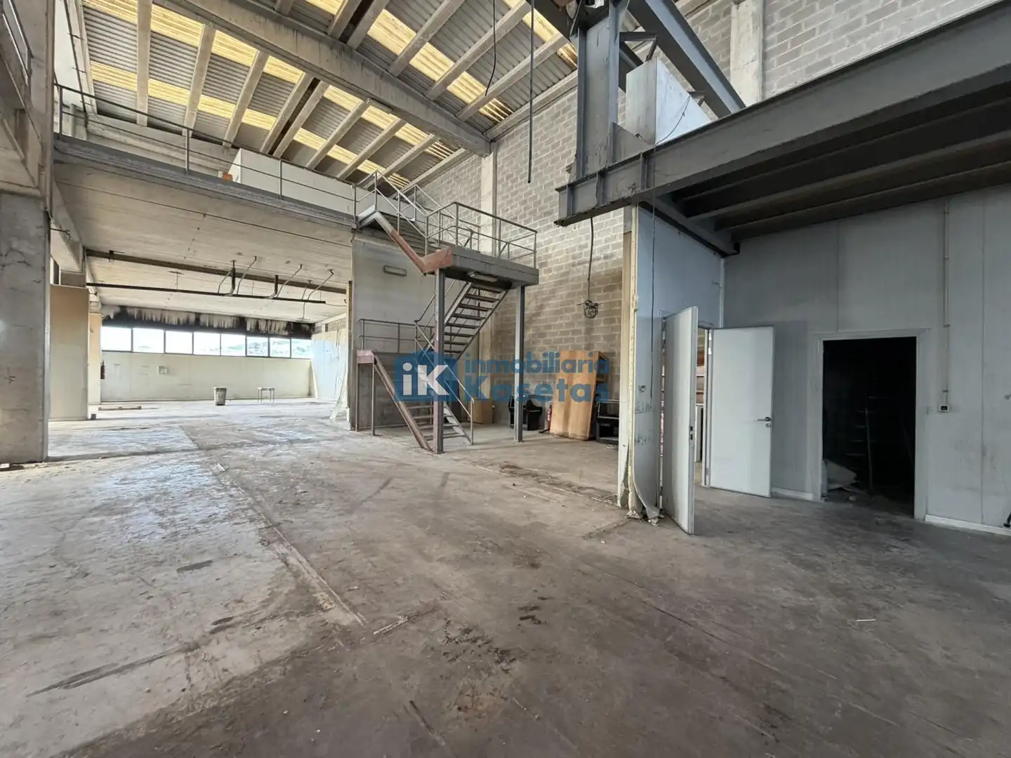 Industrial building for sale in Urbi, imagen 4