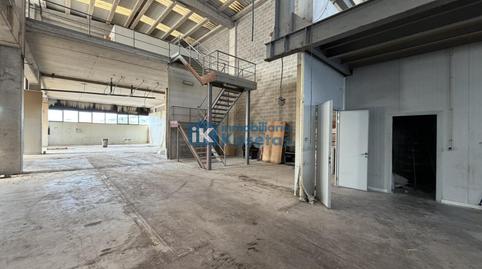 Foto 4 von Fabrikhallen zum Verkauf in Urbi, Basauri