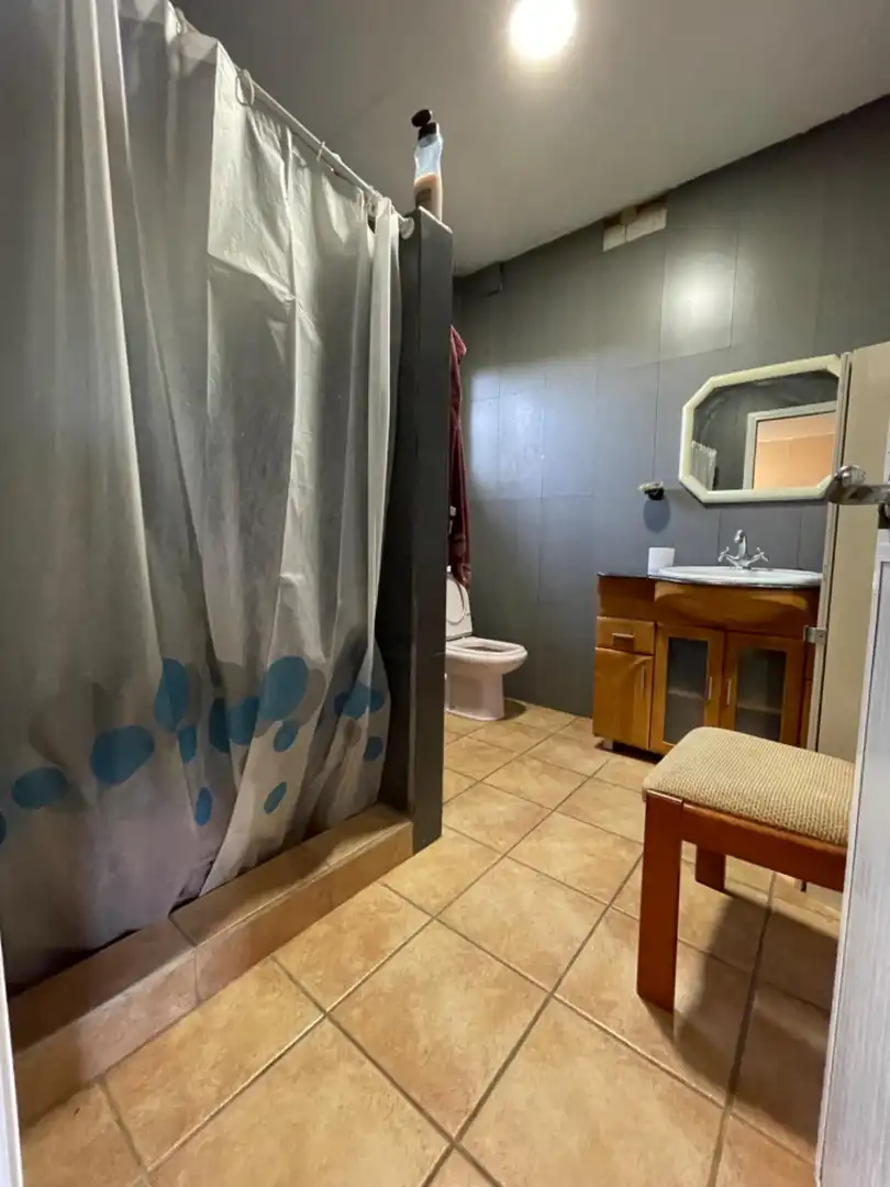 Bathroom of Houses for sale in Pedralba  with Air Conditioner, Swimming Pool and Alarm