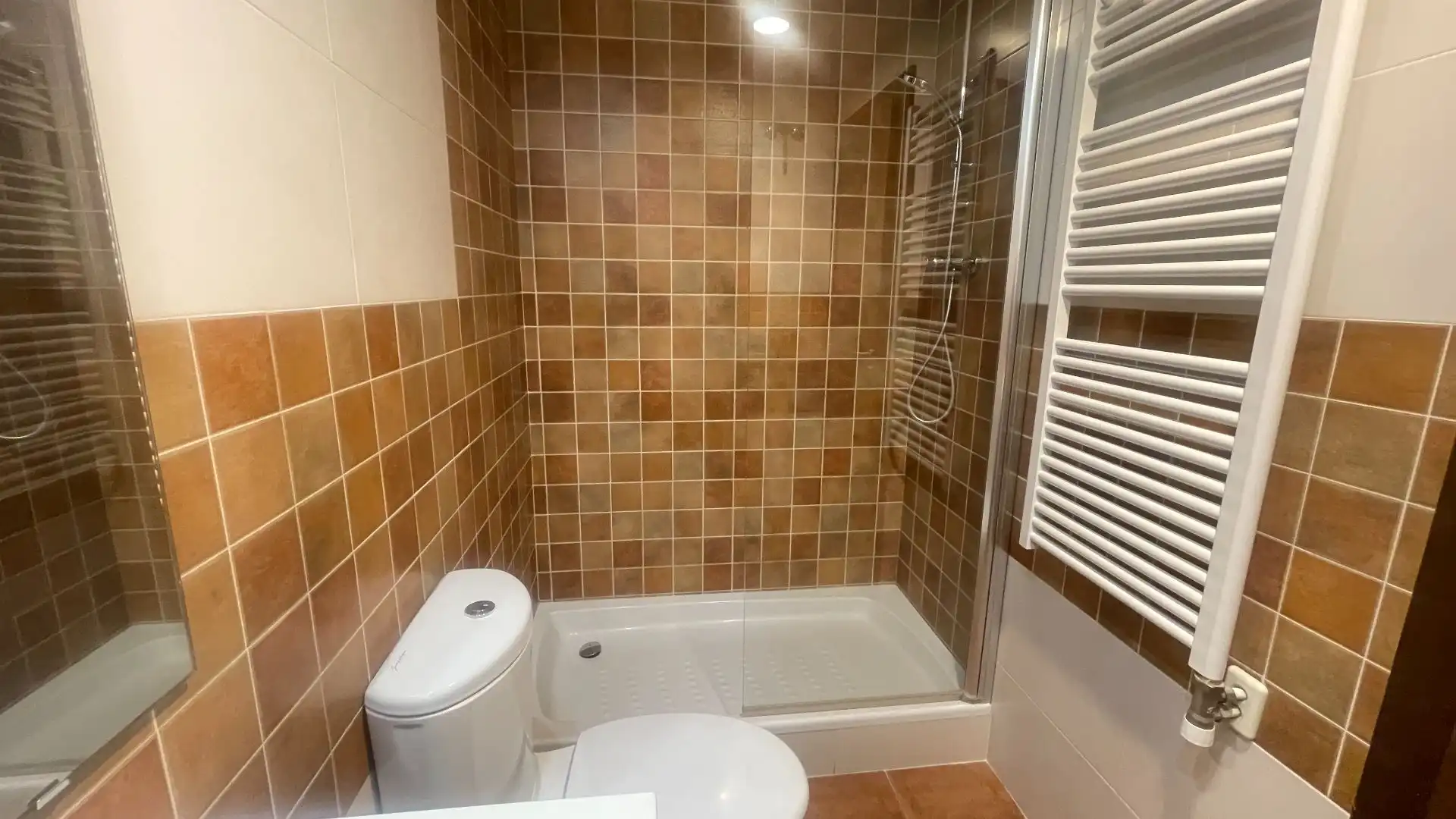 Baño de Piso en venta en Terrassa con Calefacción