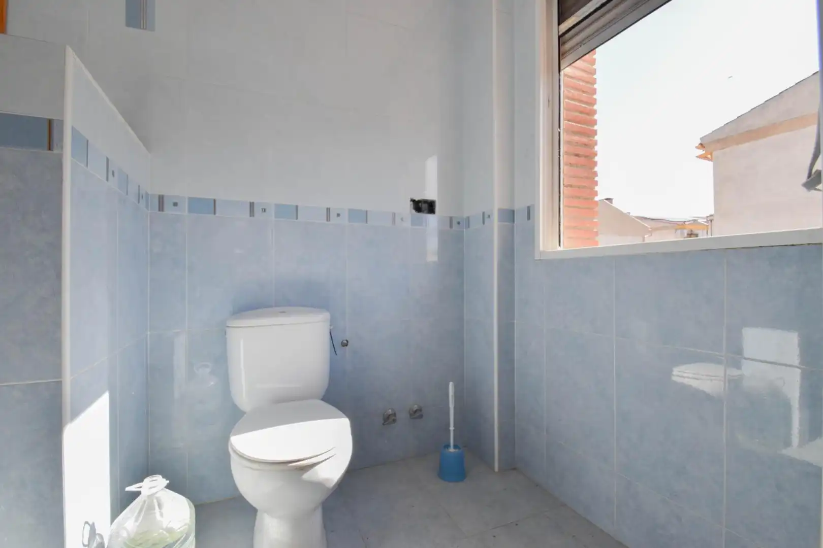 Bathroom of Houses for sale in Cijuela