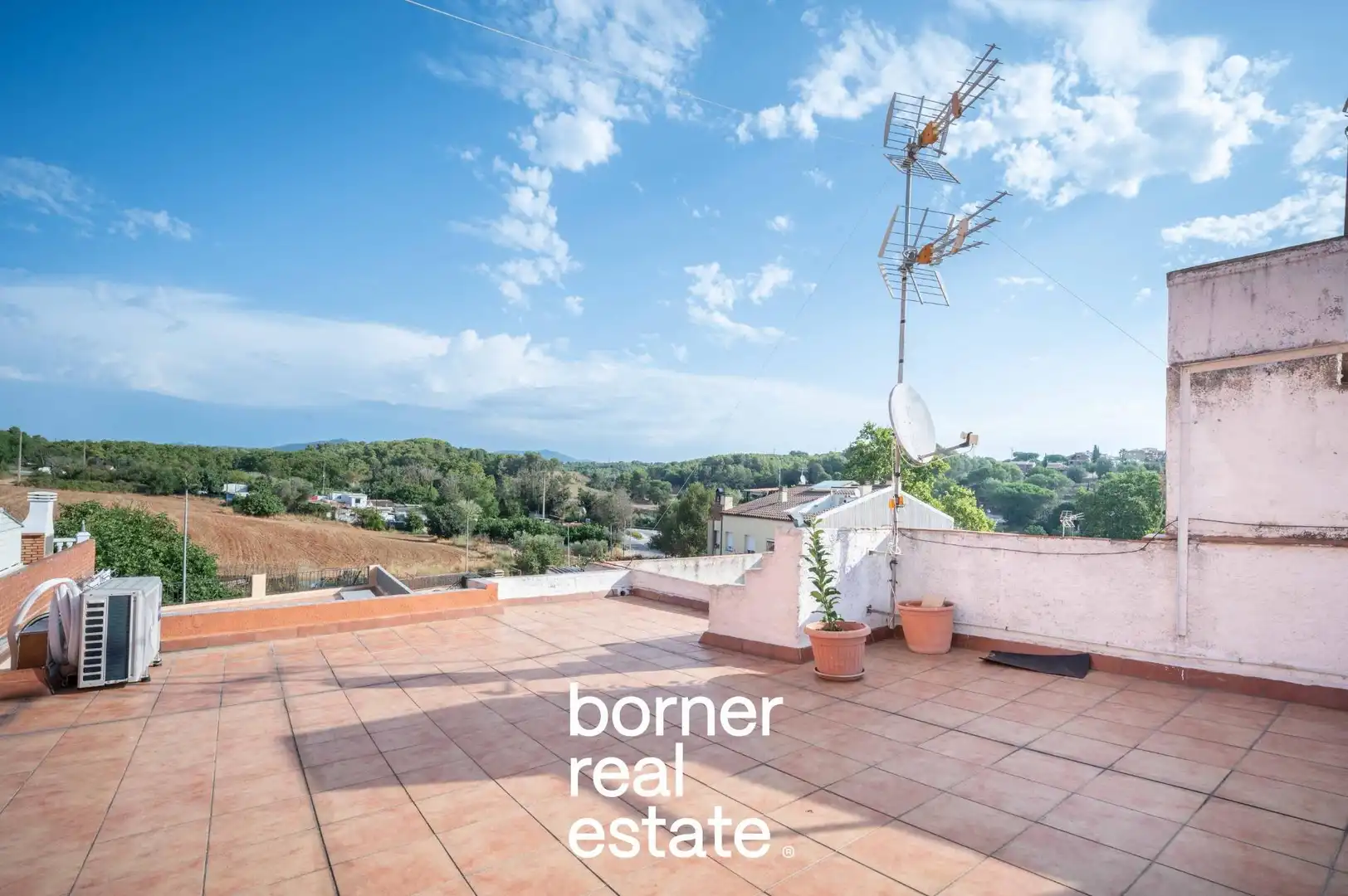 Vista exterior de Piso en venta en Sabadell con Aire acondicionado, Calefacción y Terraza