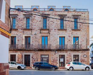 Vista exterior de Edifici en venda en Bailén