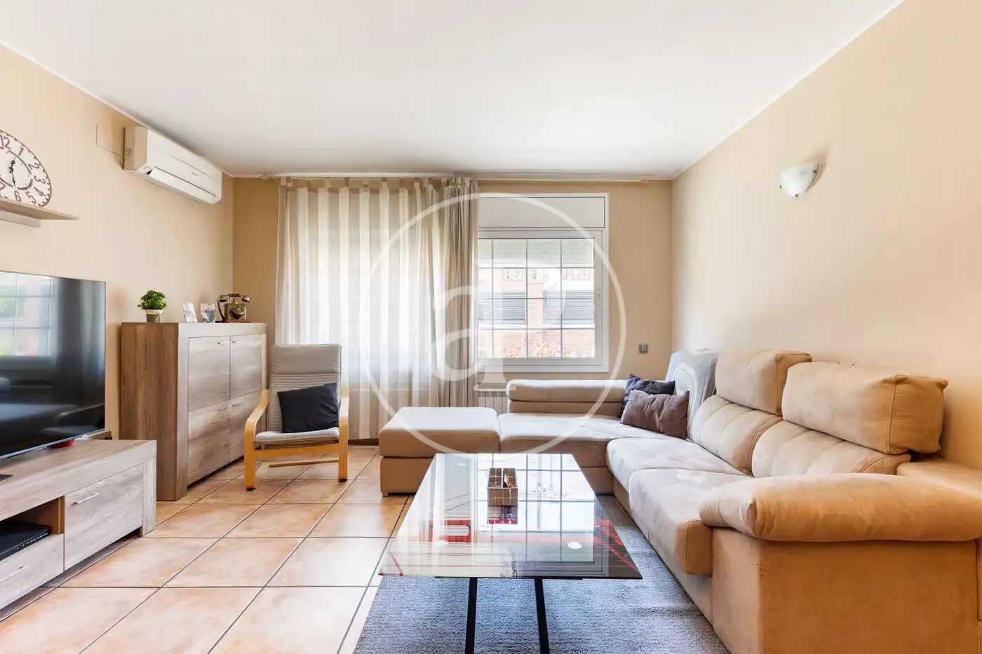Sala de estar de Casa o chalet en venta en Terrassa con Aire acondicionado, Calefacción y Jardín privado