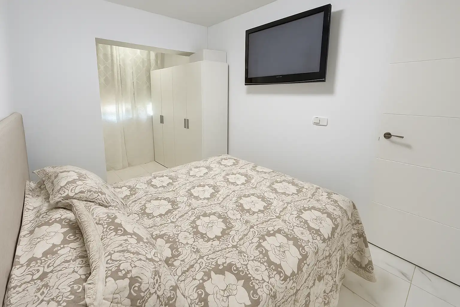 Bedroom of Flat for sale in Benalmádena  with Air Conditioner and Terrace