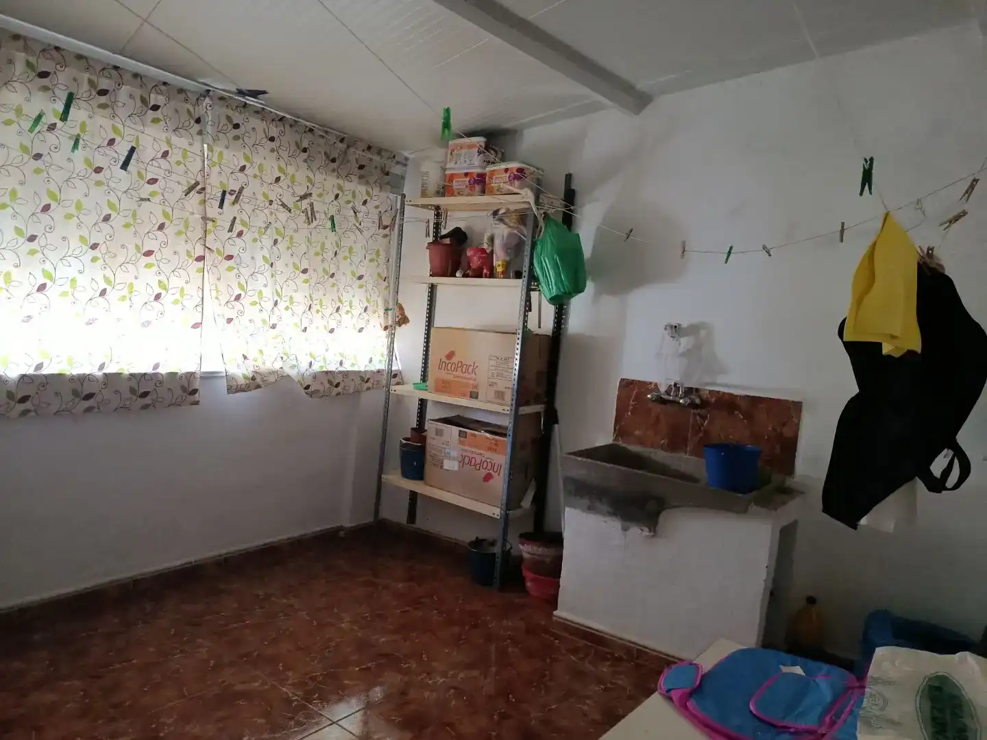 Cuina de Casa adosada en venda en Alcuéscar amb Balcó