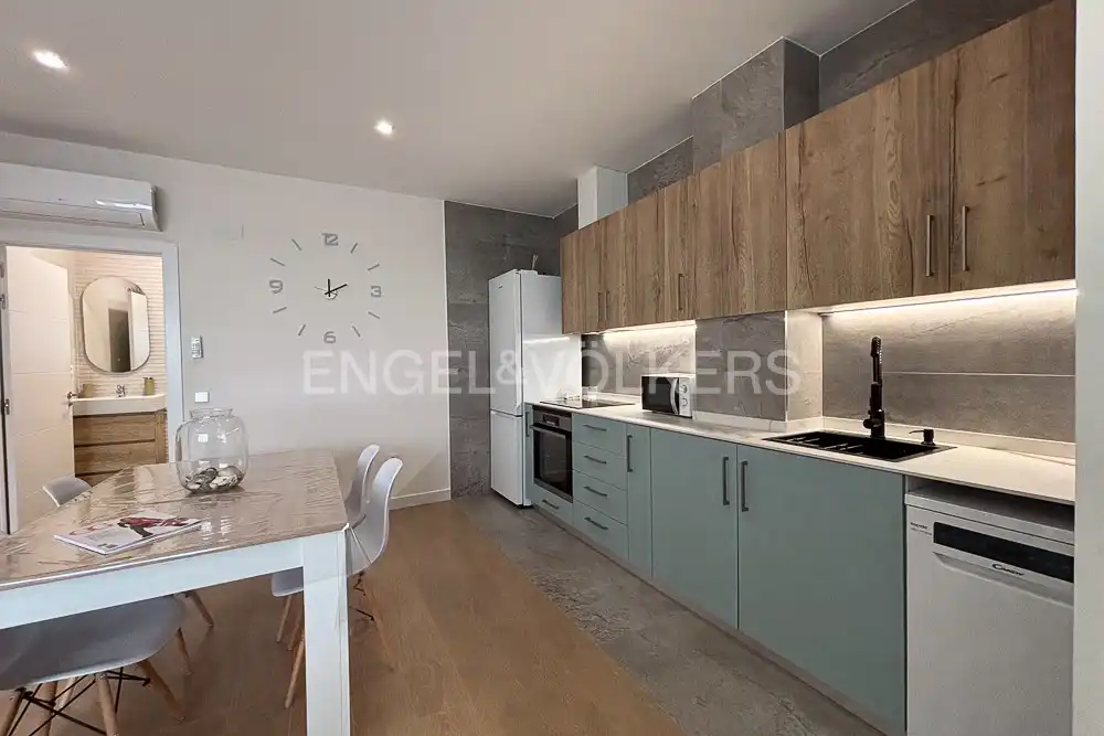 Cuina de Pis de lloguer en Valencia amb Aire condicionat, Calefacció i Parquet