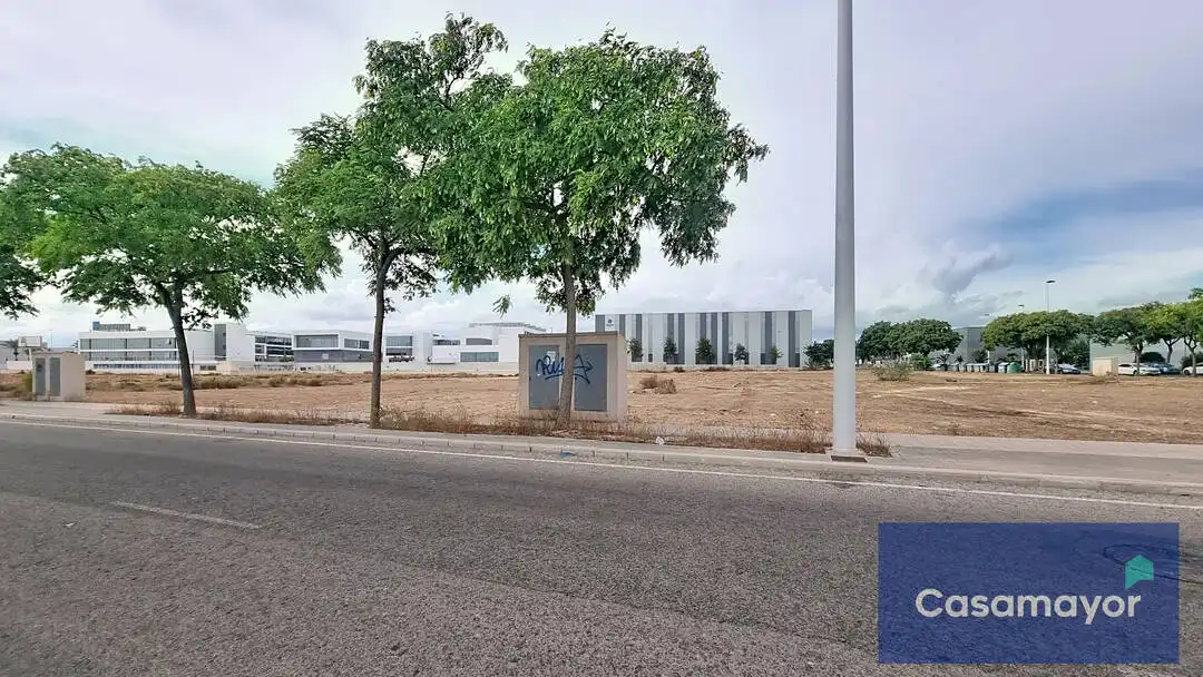 Terreno residencial en venta en Calle Galileo Galilei, imagen 4