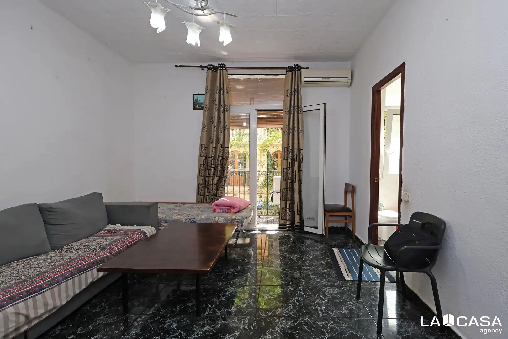 Sala de estar de Piso en venta en Barcelona con Balcón