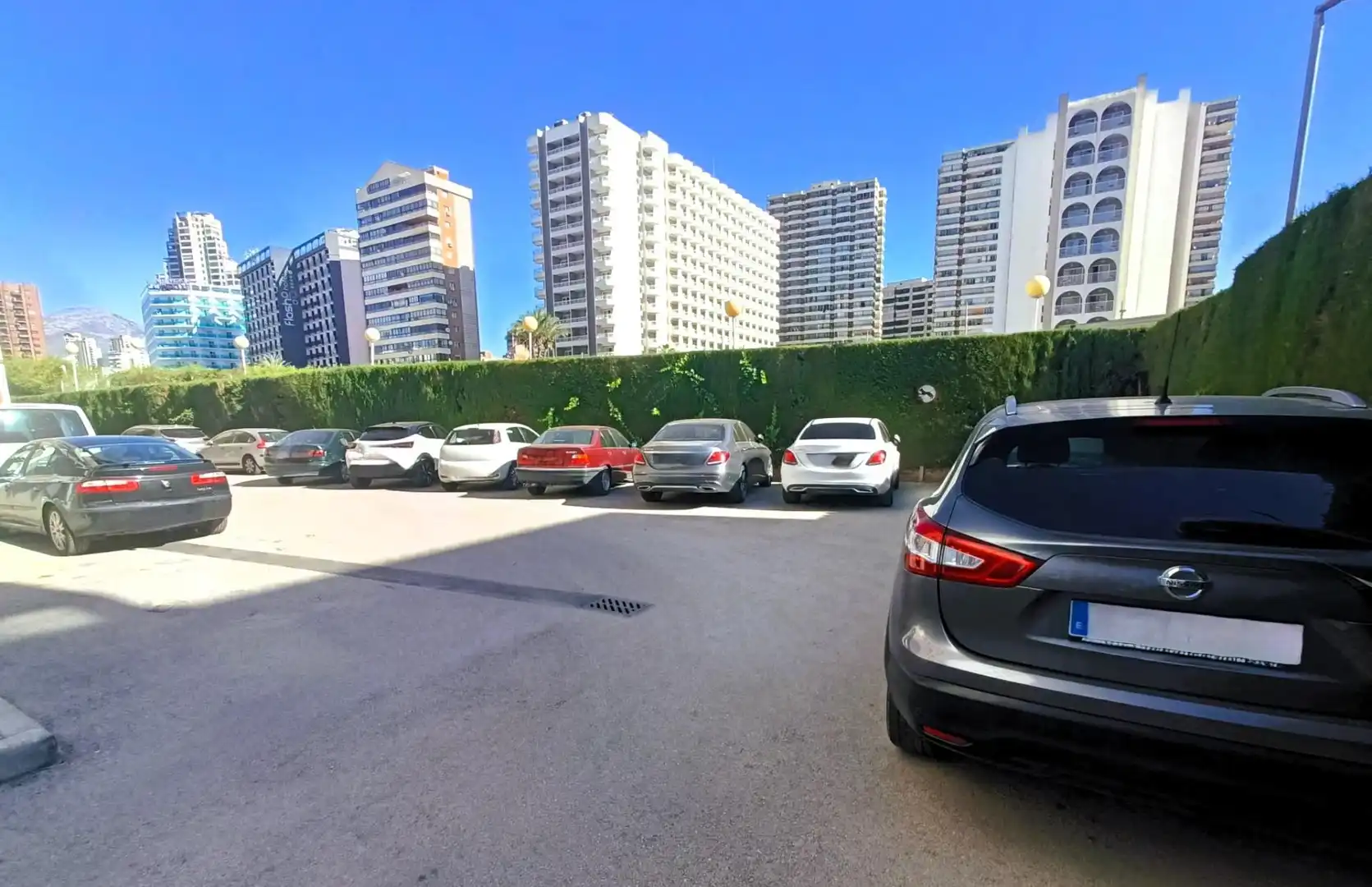 Aparcament de Planta baixa en venda en Benidorm amb Aire condicionat, Moblat i Piscina comunitària