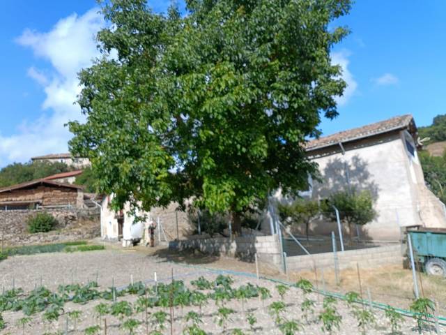 Casa-chalet en Venta en Calle MAYOR en Junta de Villalba de Losa