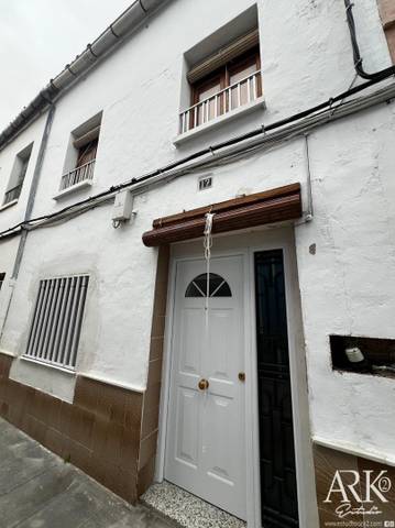 Casa-chalet en Venta en Carrer del Canonge Lorente en Beniarjó