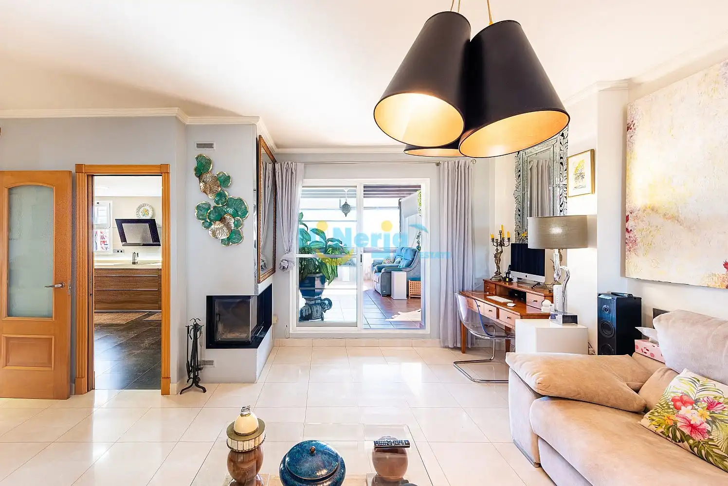 Sala d'estar de Àtic en venda en Vélez-Málaga amb Aire condicionat, Calefacció i Jardí privat