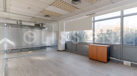 Foto 3 von Gebaude zum Verkauf in Estación - Centro, Tres Cantos