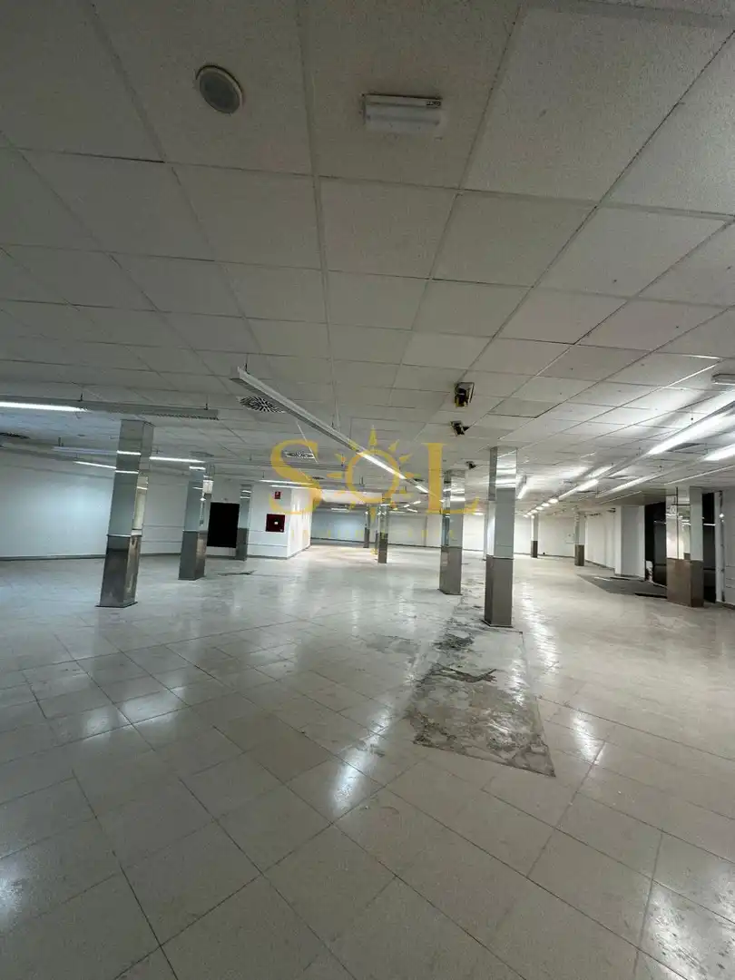 Local comercial en venda a Plaza la Huerta, imagen 3