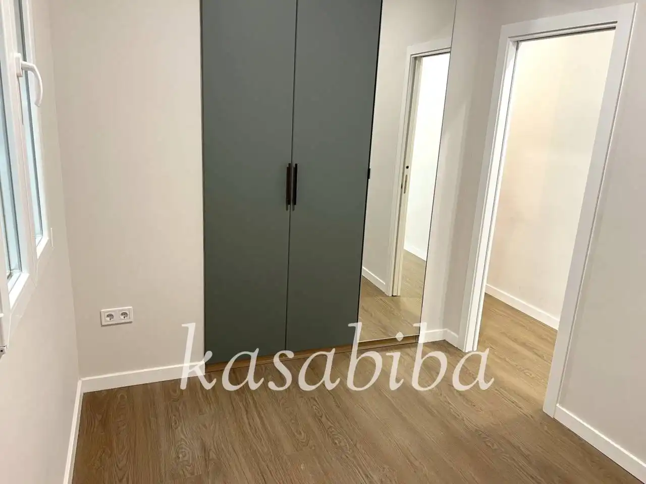 Schlafzimmer von Wohnung zum Verkauf in Valencia mit Klimaanlage, Heizung und Parkett