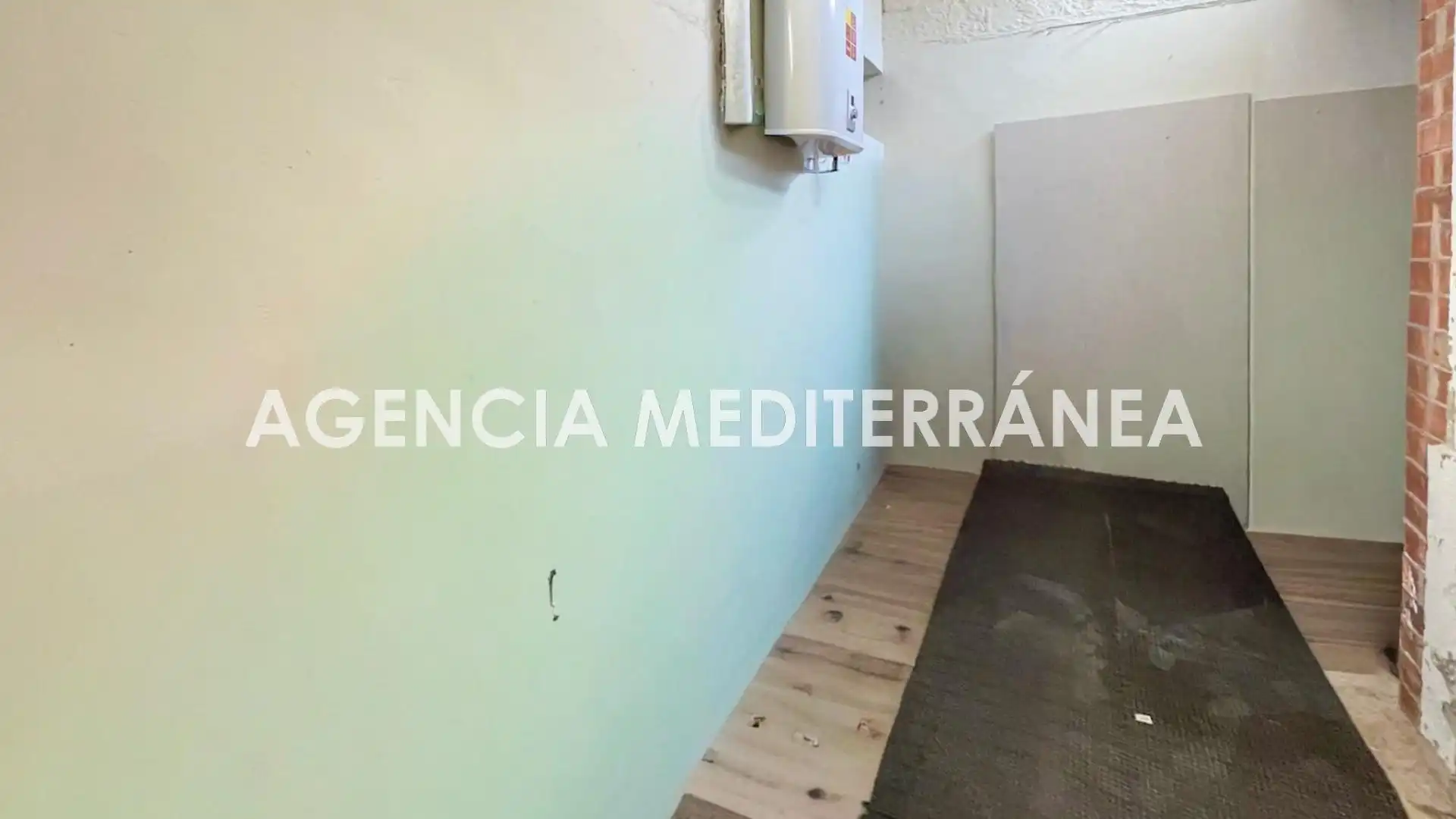 Local en venda en Valencia amb Aire condicionat