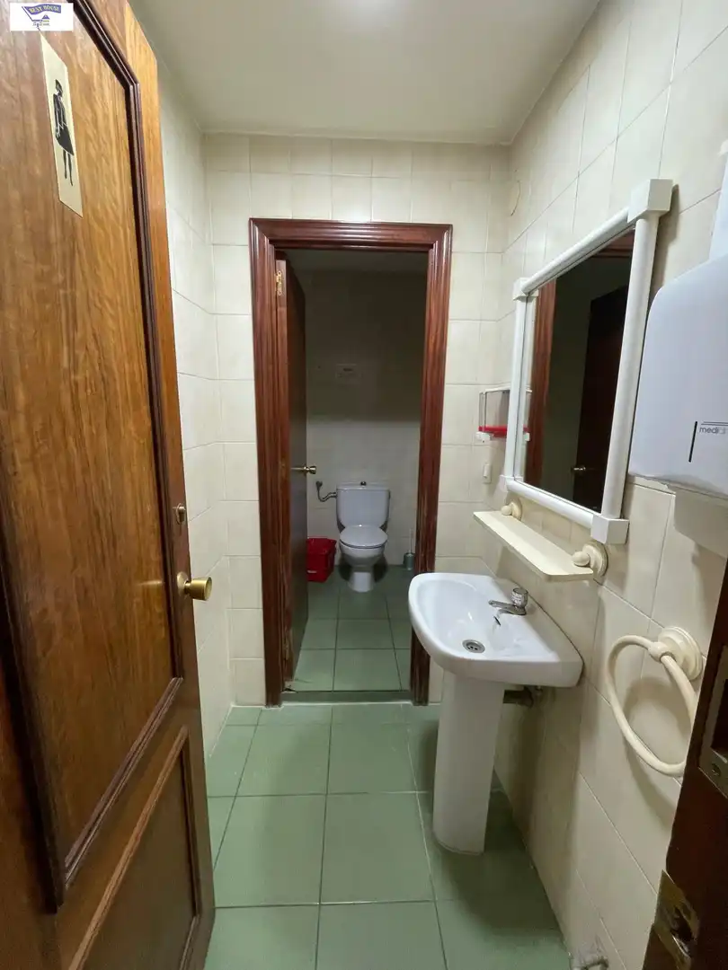 Bany de Oficina en venda en Albacete amb Traster