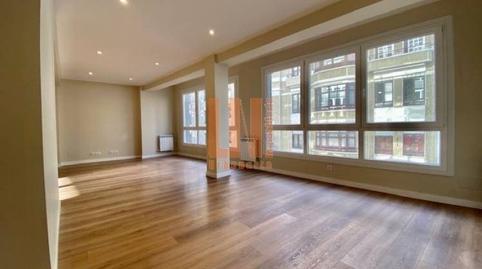 Foto 3 de Pis de lloguer a Rúa Ramón de la Sagra, Ensanche, A Coruña Capital