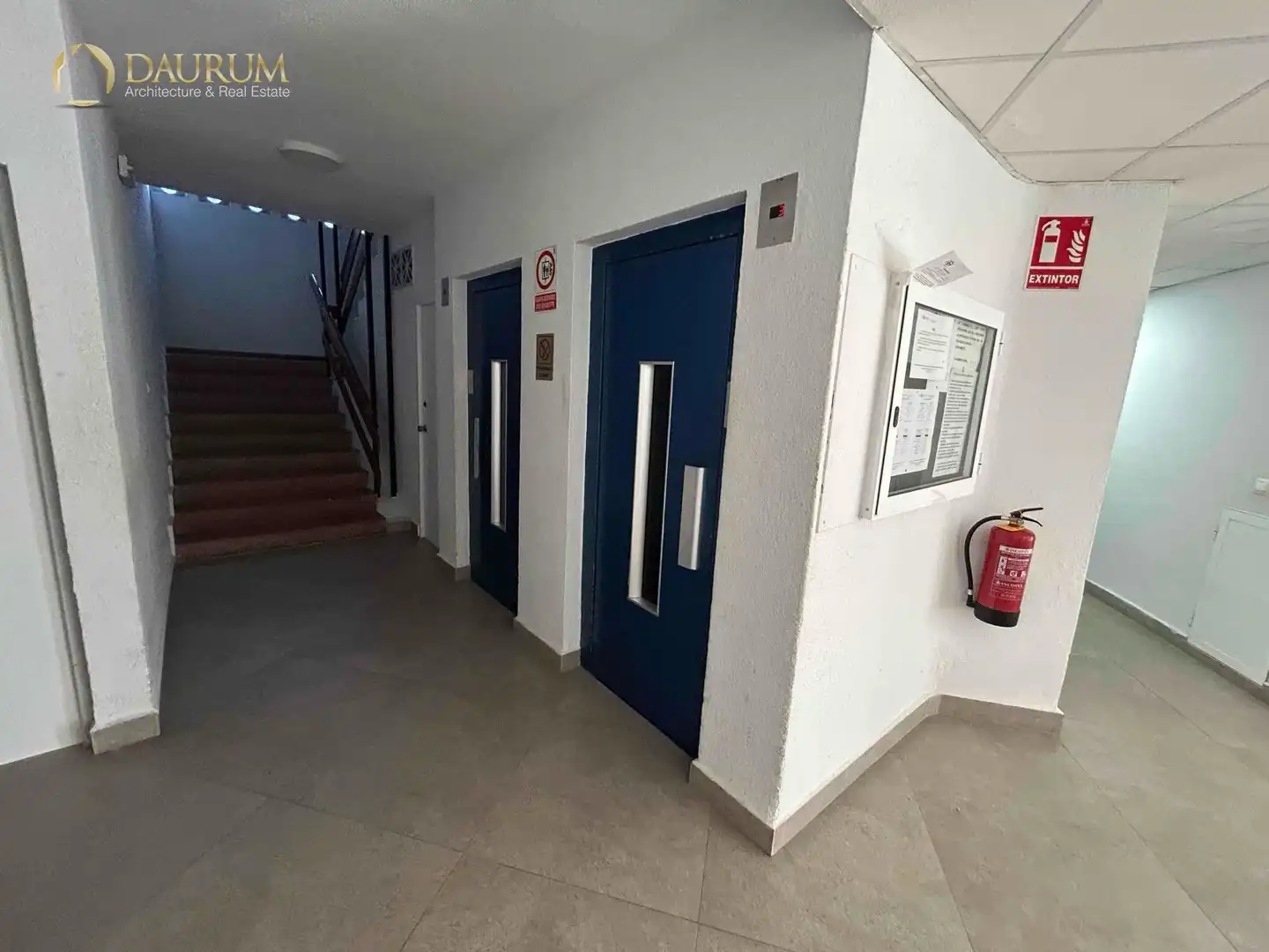 Pis amb piscina en venda a CALLE HERMANOS ÁLVAREZ QUINTERO, imagen 7