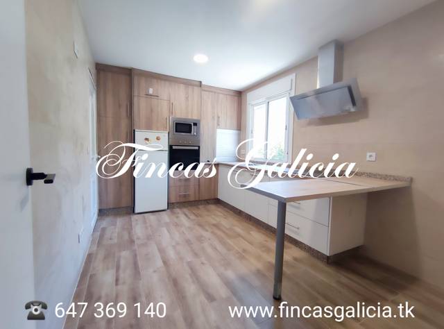 Casa-chalet en Venta en Castrelo do Val