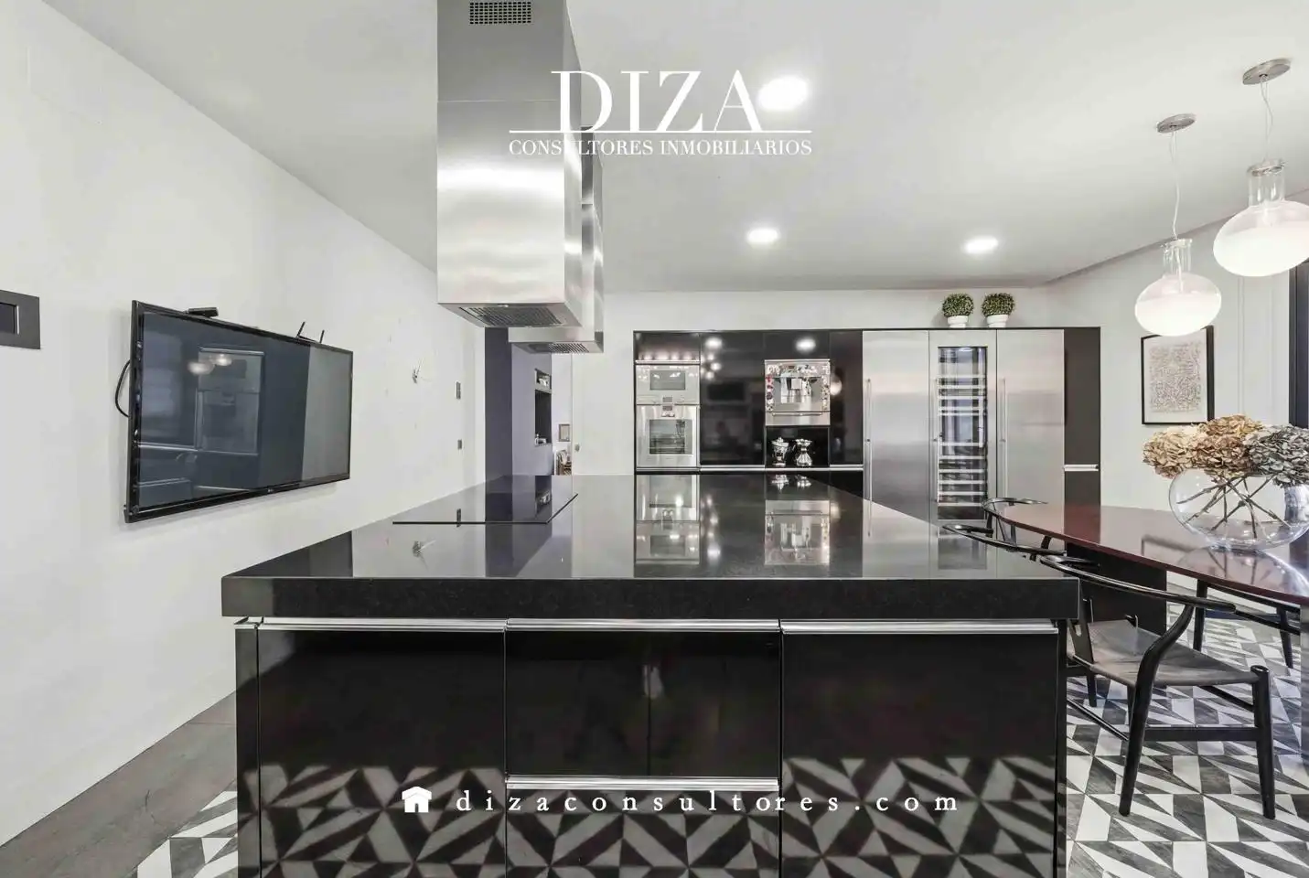 Cocina de Casa o chalet en venta en Boadilla del Monte con Aire acondicionado, Calefacción y Jardín privado