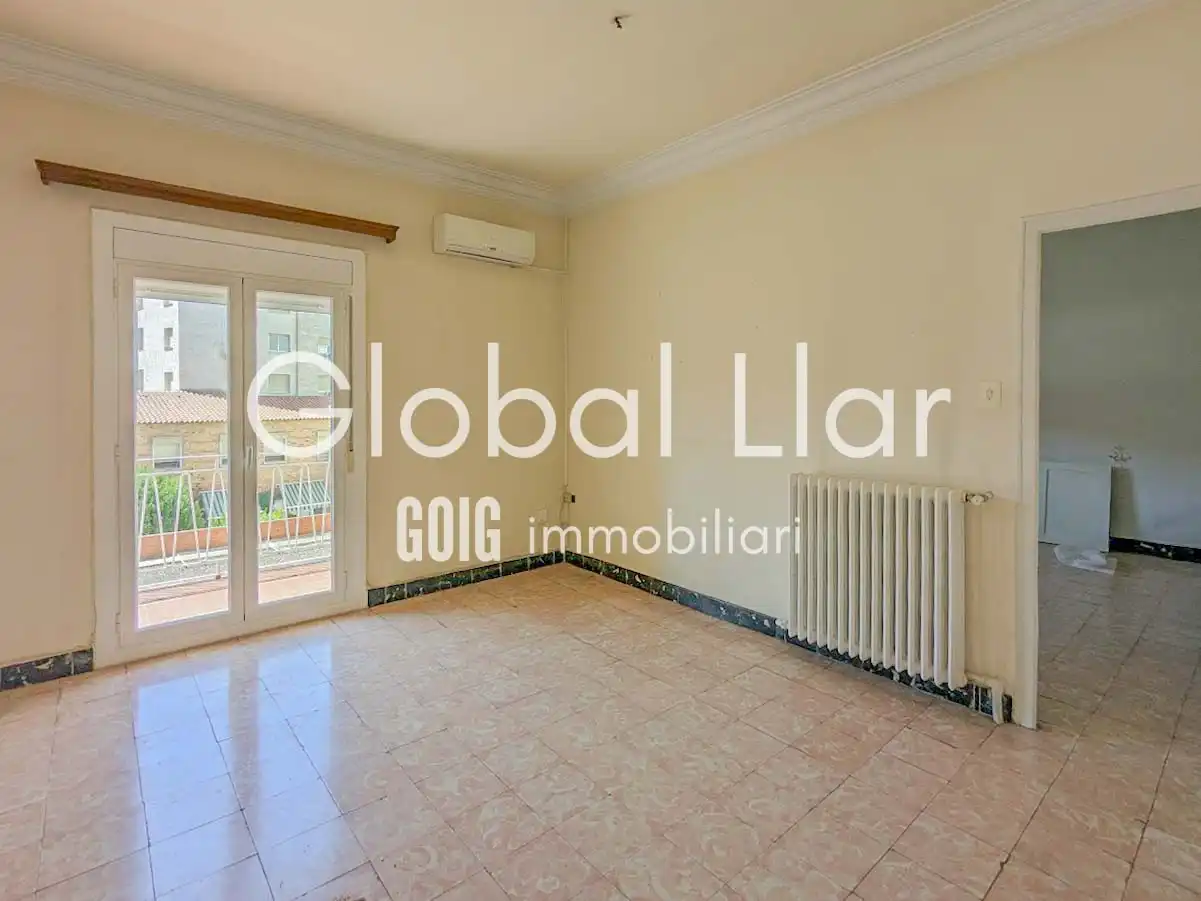 Wohnzimmer von Wohnung zum Verkauf in Lleida mit Klimaanlage, Heizung und Balkon