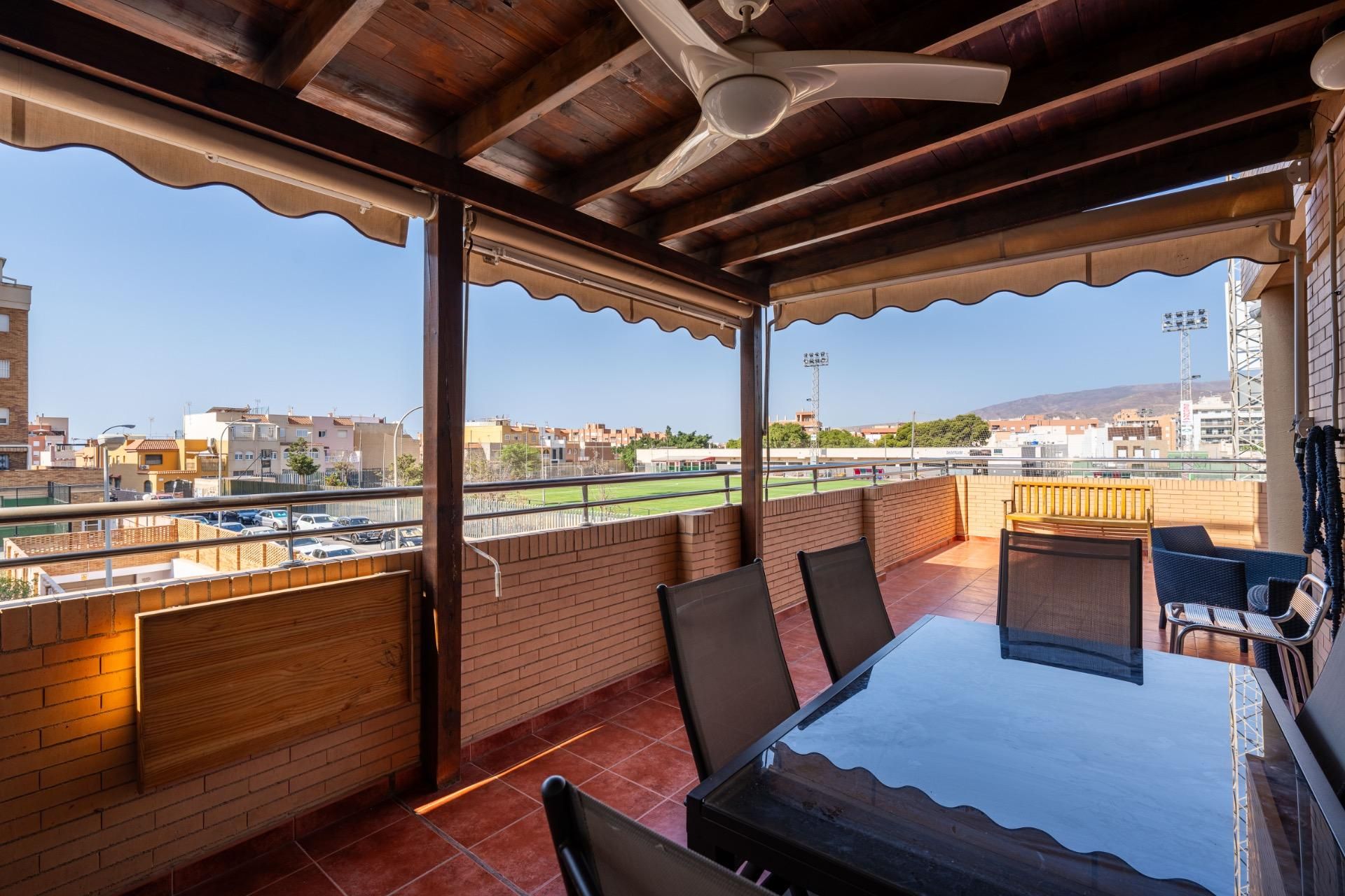 Terrassa de Pis en venda en  Almería Capital amb Aire condicionat, Calefacció i Terrassa