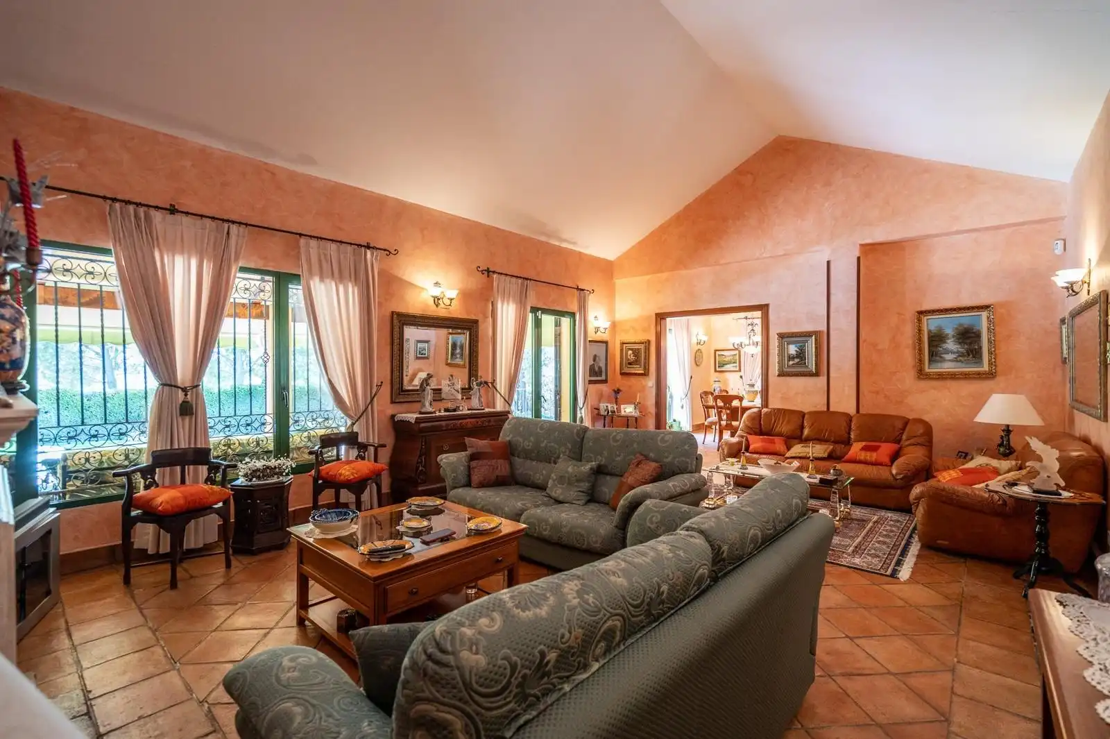 Sala de estar de Finca rústica en venta en Chinchón con Aire acondicionado, Calefacción y Jardín privado
