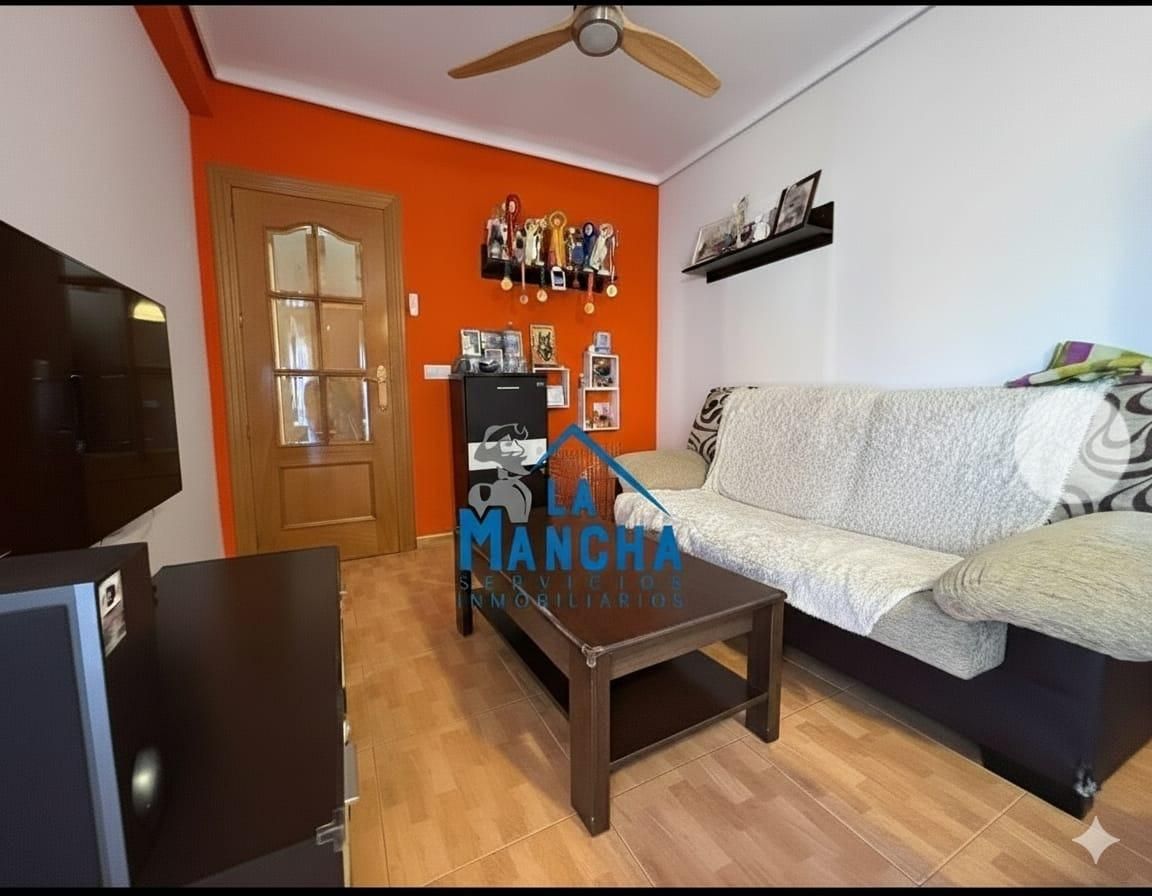 Living room of Flat for sale in  Albacete Capital  with Terrace, Furnished and Balcony