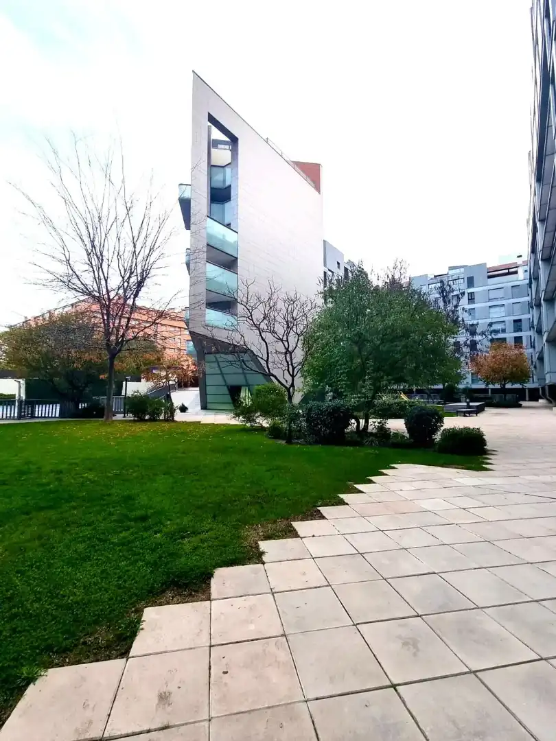 Vista exterior de Ático en venta en Madrid con Aire acondicionado, Calefacción y Parquet